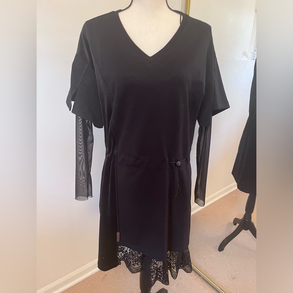 Blue shadow black dress with long sleeve